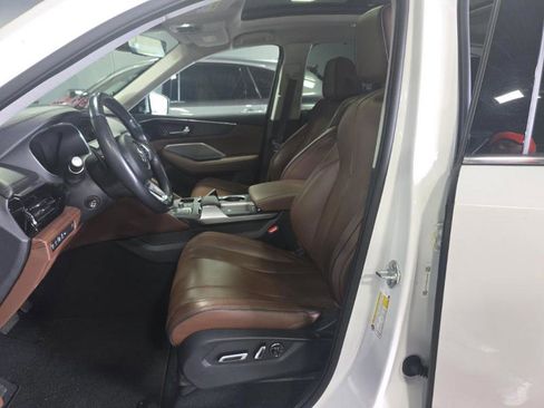 Used 2023 Acura MDX SH-AWD w/ Advance Package image 3