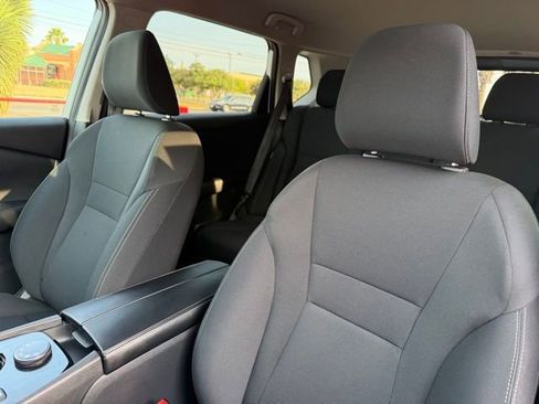 Certified 2025 Nissan Rogue S image 12