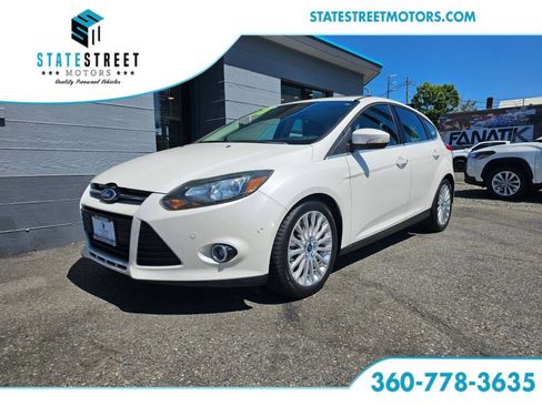 Used 2012 Ford Focus Titanium w/ Luxury Pkg FWD image 1