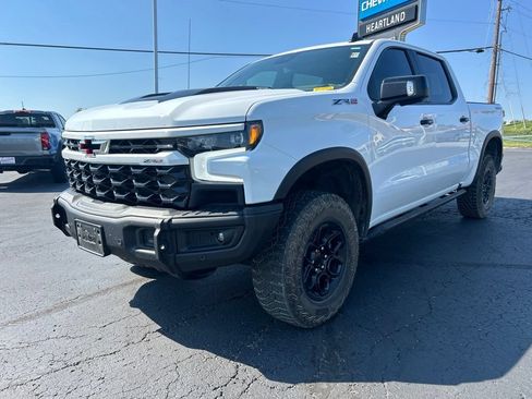 Used 2025 Chevrolet Silverado 1500 ZR2 w/ ZR2 Bison Edition AWD/4WD image 1
