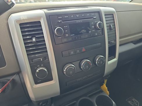 Used 2009 Dodge Ram 1500 Truck SLT image 13