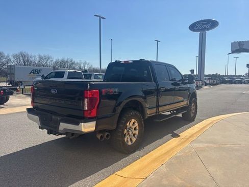 Used 2020 Ford F250 XLT w/ FX4 Off-Road Package image 5