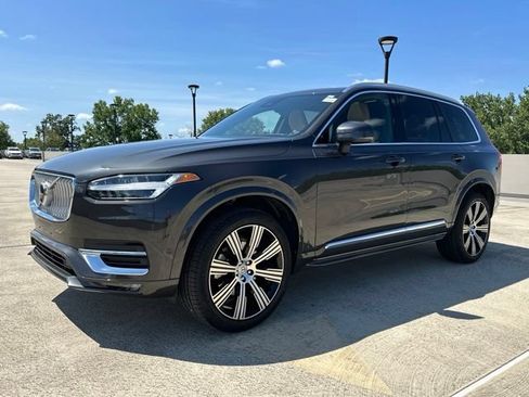 Certified 2023 Volvo XC90 B6 Ultimate AWD/4WD image 4