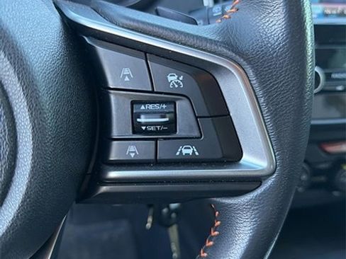 Used 2019 Subaru Crosstrek 2.0i Premium w/ Eyesight System image 12