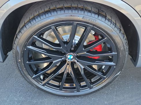 New 2026 BMW X5 M60i image 6