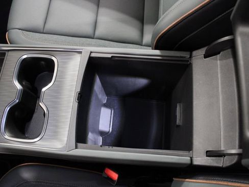 New 2025 GMC Acadia AT4 w/ Super Cruise Package image 15