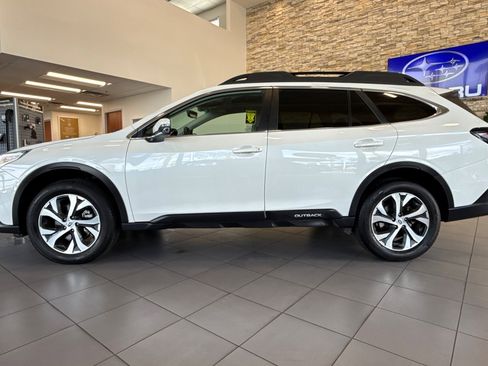 Used 2020 Subaru Outback Limited XT image 2