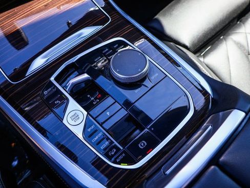 Used 2026 BMW X5 xDrive40i image 21