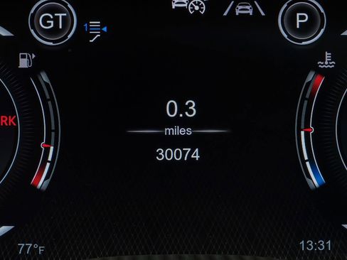 Used 2021 Aston Martin DBX image 16