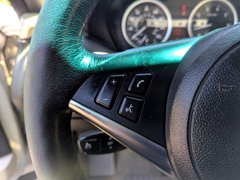 Used 2007 BMW 650i Convertible image 15