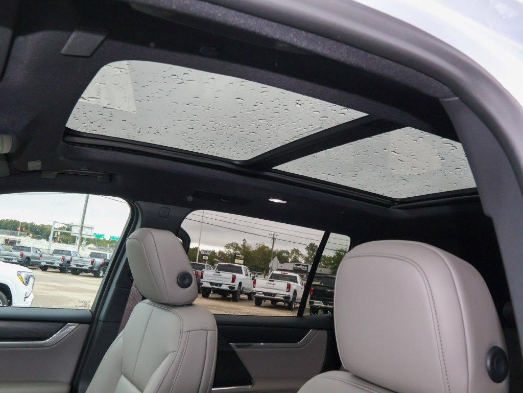 New 2027 GMC Acadia Elevation w/ Black Edition FWD image 8