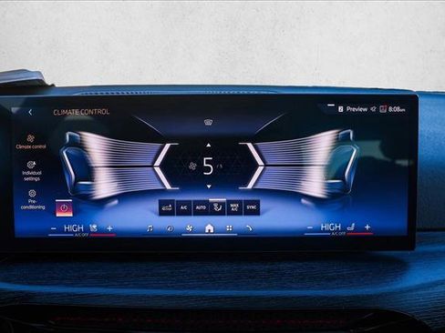 Used 2025 BMW 330i xDrive 330i xDrive w/ M Sport Package image 20