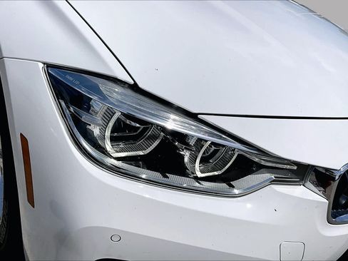 Used 2017 BMW 330i Sedan RWD image 24