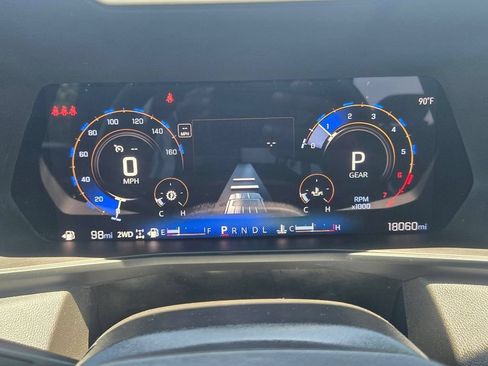 Used 2025 Chevrolet Colorado W/T AWD/4WD image 26