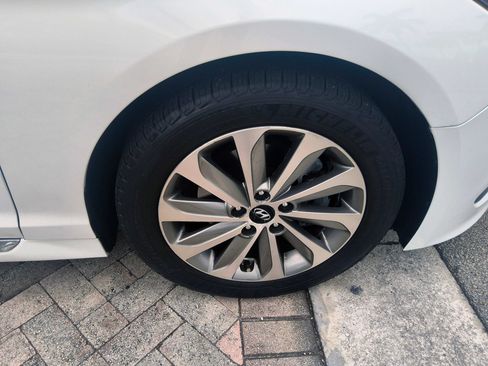 Used 2016 Hyundai Sonata Sport w/ Option Group 02 FWD image 48