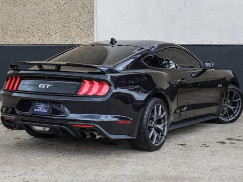 Used 2022 Ford Mustang GT RWD image 7