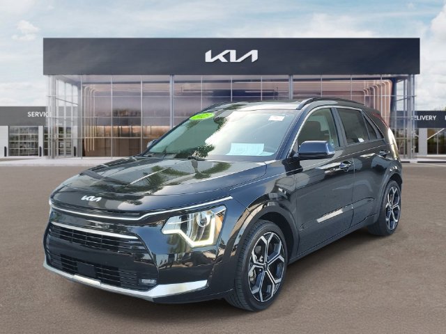 Certified 2024 Kia Niro EX Touring FWD image 3