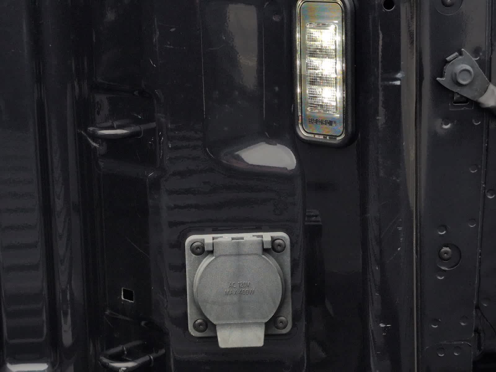 Used 2024 GMC Sierra 1500 Elevation AWD/4WD image 6