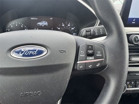 Used 2020 Ford Escape SE image 22