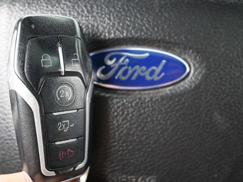 Used 2016 Ford F150 Lariat AWD/4WD image 44