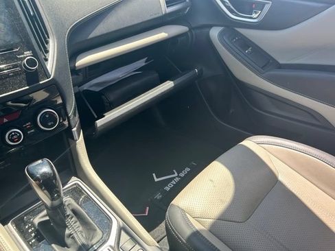 Used 2023 Subaru Forester Limited AWD/4WD image 19