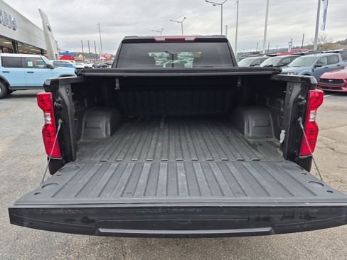 Used 2024 Chevrolet Silverado 1500 Custom Trail Boss w/ LPO, Dark Essentials Package image 8