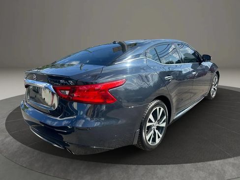 Used 2017 Nissan Maxima 3.5 SL FWD image 5