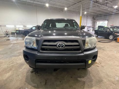 Used 2010 Toyota Tacoma 4x4 Access Cab V6 image 2