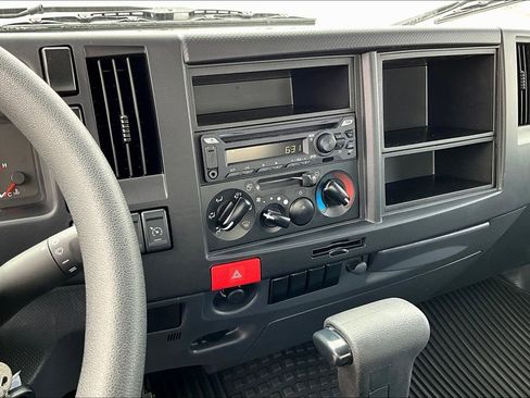 New 2025 Chevrolet Low Cab Forward image 7