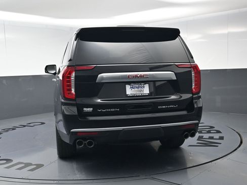 Used 2023 GMC Yukon Denali w/ Advanced Technology Package image 8