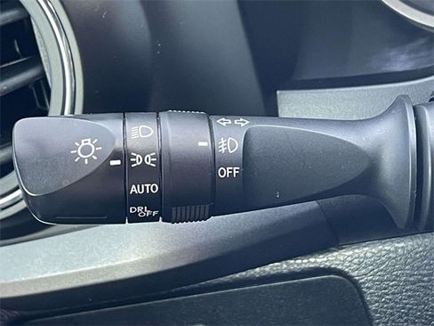 Used 2020 Toyota Tacoma SR5 image 22