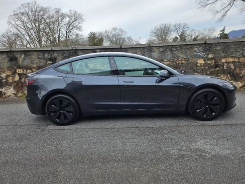 Used 2025 Tesla Model 3 Long Range image 10