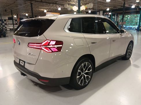 Certified 2025 BMW X3 xDrive30i w/ Premium Package AWD/4WD image 13