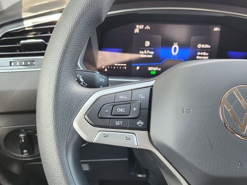 Used 2023 Volkswagen Tiguan S AWD/4WD image 17