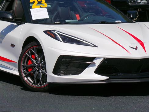 Used 2023 Chevrolet Corvette Stingray Premium Conv w/ Z51 Performance Package RWD image 21