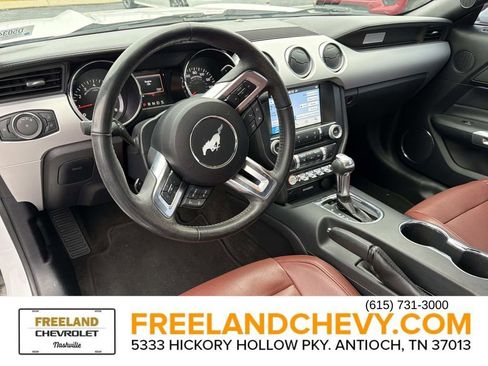Used 2016 Ford Mustang Premium image 19