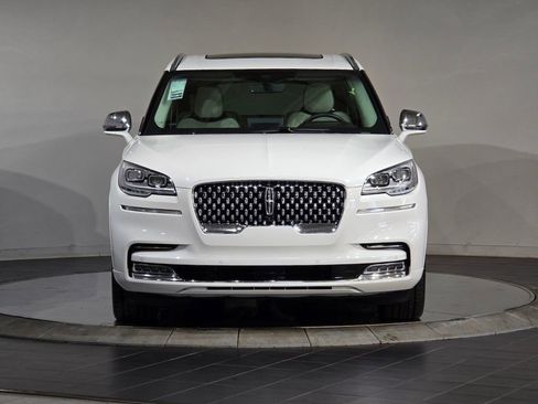 Used 2022 Lincoln Aviator Black Label w/ Dynamic Handling Package image 9