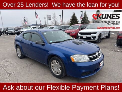 Used 2013 Dodge Avenger SE image 2