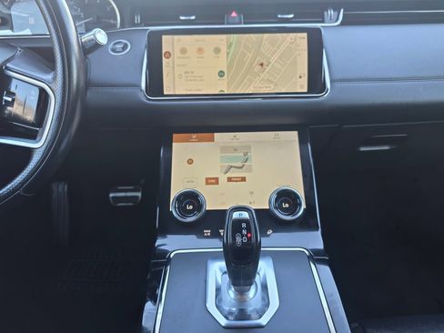 Used 2022 Land Rover Range Rover Evoque R-Dynamic S image 19