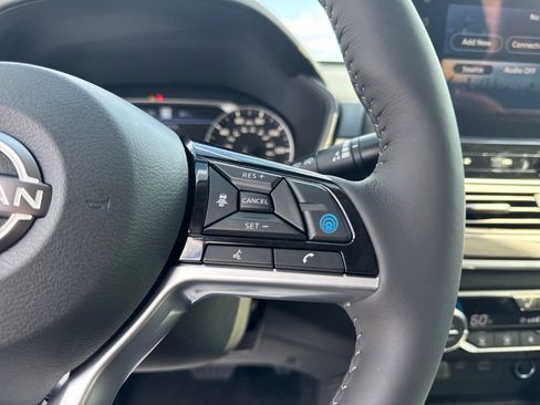 New 2025 Nissan Altima 2.5 SL image 16