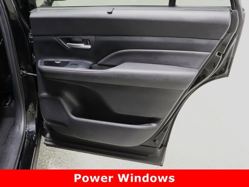 Used 2024 Toyota Grand Highlander XLE image 36