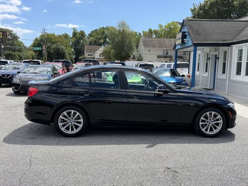 Used 2016 BMW 320i Sedan RWD image 5