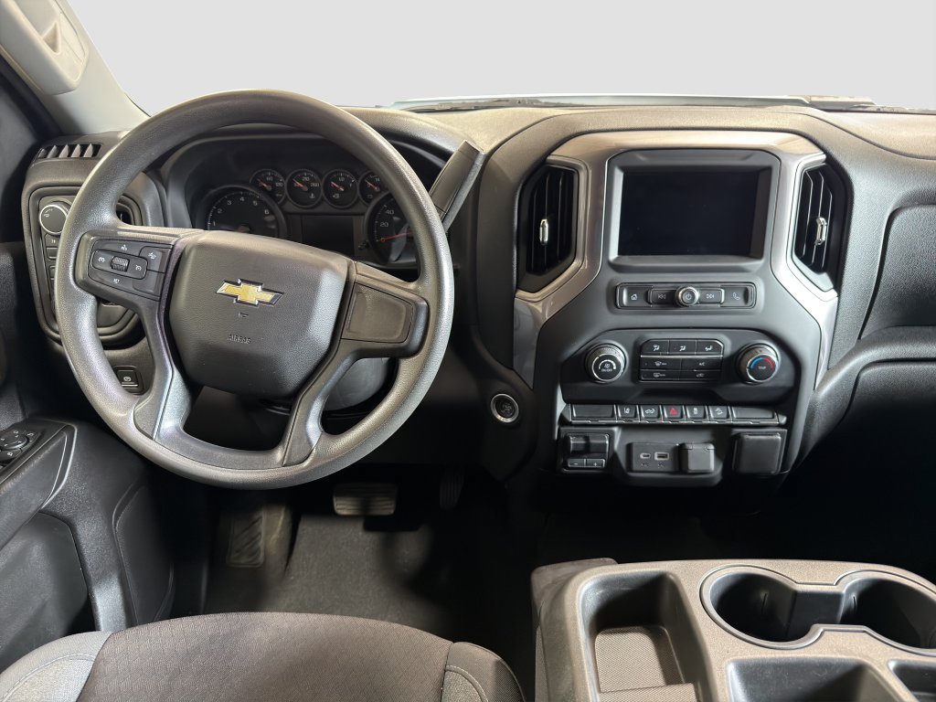 Used 2024 Chevrolet Silverado 2500 Custom w/ Custom Convenience Package AWD/4WD image 8