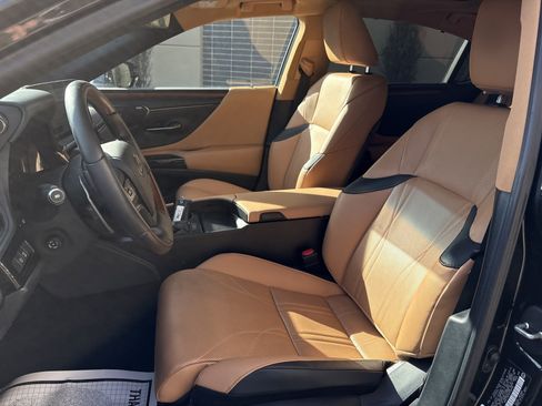 Used 2023 Lexus ES 350 Ultra Luxury image 16