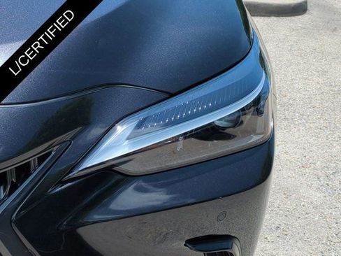 Used 2025 Lexus NX 250 FWD w/ Accessory Package (Z1) image 10