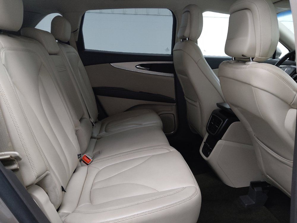Used 2020 Lincoln Nautilus FWD image 19