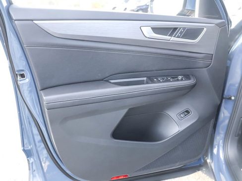 New 2026 Volkswagen Atlas Cross Sport SE image 30