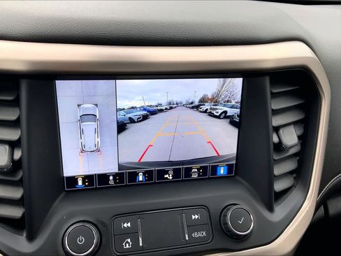 Used 2021 GMC Acadia Denali w/ Denali Ultimate Package image 28