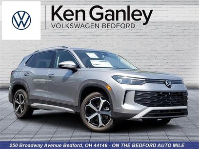 New 2025 Volkswagen Tiguan SE