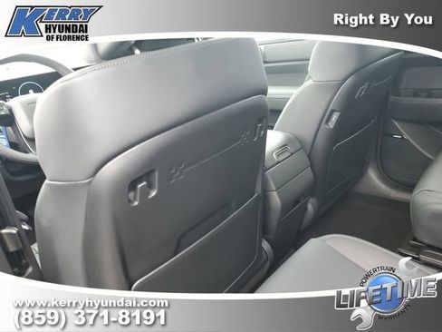 New 2026 Hyundai Santa Fe Calligraphy AWD/4WD image 13